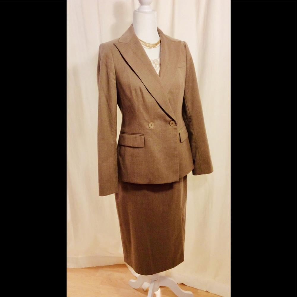 TALBOTS Fully Lined Wool Flannel 2pc Skirt Suit